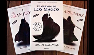 Crónicas del mago negro. Trudi Canavan